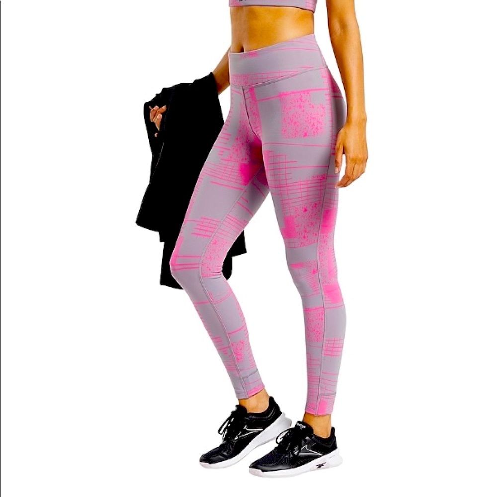 NWT. Reebok Lux 2 Leggings